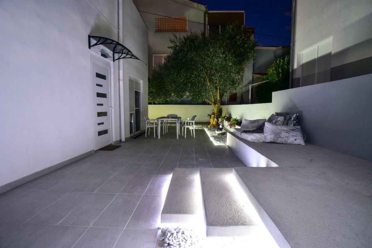 Villa Benelux Ζαντάρ Εξωτερικό φωτογραφία
